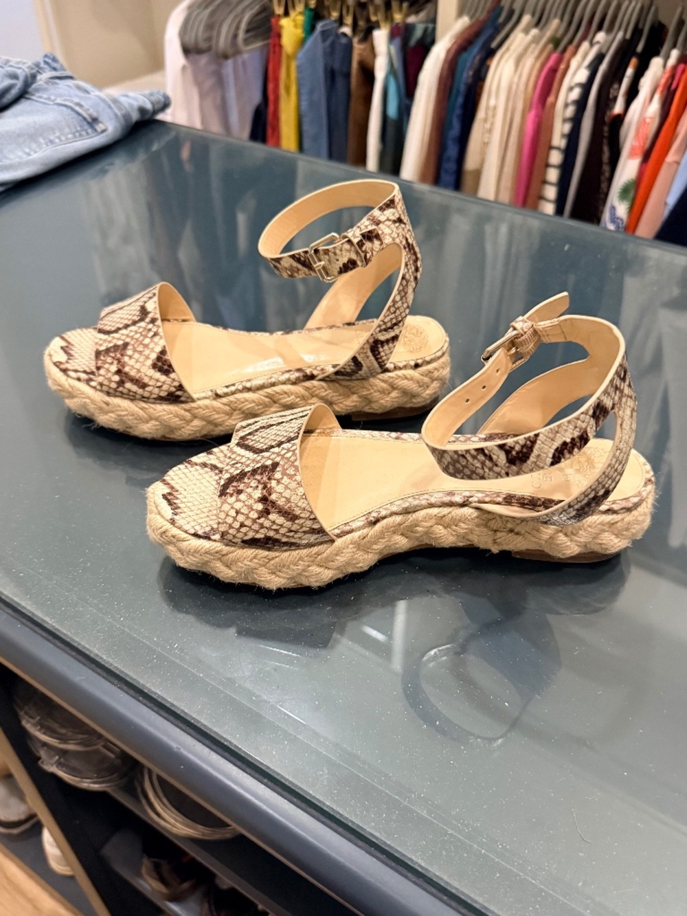 Vince Camuto Leather Snakeskin embossed espadrilles Sandals Sz 9.5